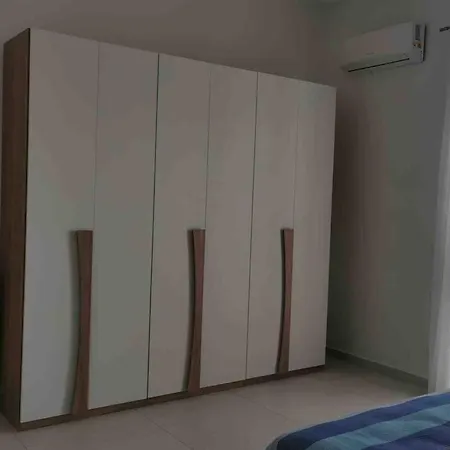 Lovely In Кастелламмаре-дель-Голфо